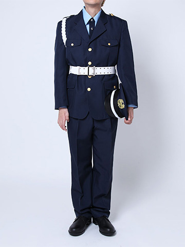 警備員の衣装を着用した写真（ブルーシャツ）